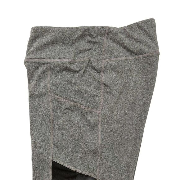 Reebok Capri Leggings Womens Size Medium Breathable Workout Running Gray - Picture 4 of 9
